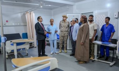 بحيبح والثقلي يتفقدا المرافق الطبية في سقطرى ويشيدا بالدعم الإماراتي والسعودي للقطاع الطبي