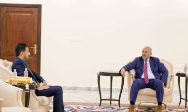 الرئيس الزُبيدي يطّلع على سير العمل بهيئة الأراضي وخططها المستقبلية