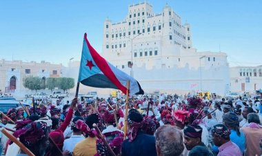 احتفاء بتحرير وادي وصحراء حضرموت حافة السحيل للألعاب الشعبية الشبواني تنظم ريحة في لعبة الشبواني