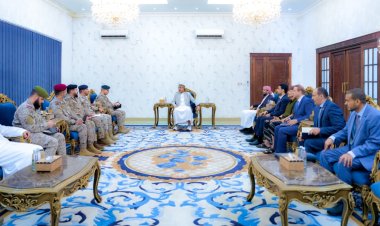 الرئيس الزُبيدي يستقبل قيادة القوات المشتركة لقوات التحالف العربي