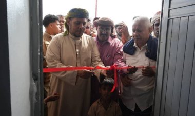 محافظ سقطرى يفتتح مدرسة الحجية بنت أحمد للتعليم الأساسي بمنطقة حولاف طيدعه