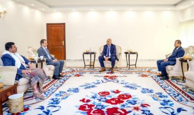 الرئيس الزُبيدي يطّلع على المخطط الإنشائي لمشروع مركز المؤتمرات والمعارض بمحافظة شبوة