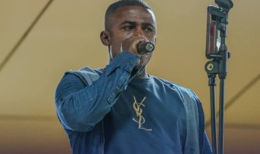 أمسية فنية تشعل ساحة الاعتصام المفتوح بخور مكسر