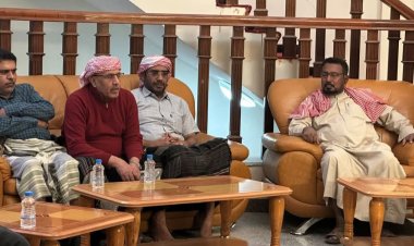 رئيس الجمعية الوطنية يلتقي وفد قبيلة آل الزبيدي بوادي حضرموت