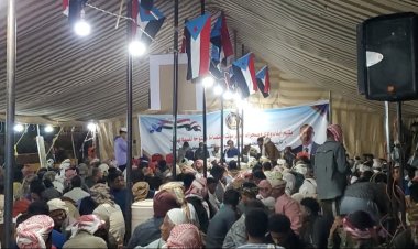 تواصل الاحتشاد في مخيم اعتصام سيئون لليوم الخامس عشر