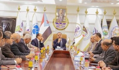 وزير النقل يعلن بأسم الوزارة والهيئات والمؤسسات والشركات التابعة لها تأييد كافة القرارات والخطوات التي اتخذها الرئيس القائد المناضل عيدروس بن قاسم الزبيدي