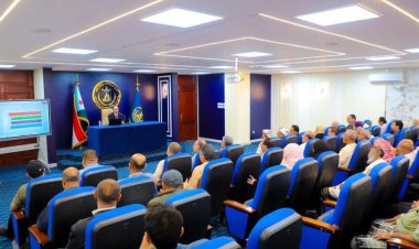 المجلس الانتقالي ينظم محاضرة بعنوان "مهارات القيادة العُليا وصناعة الدولة الحديثة"