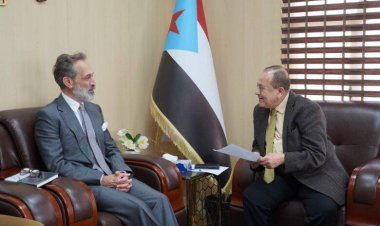 الدكتور الحاج يلتقي المنسق المقيم للأمم المتحدة في بلادنا