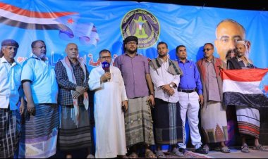 مخيم الإعتصام المفتوح بساحة القرار قرارنا يشهد انضمامات قيادية وكلمات ثورية