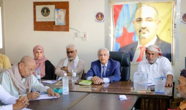 فريق التوجيه والرقابة الرئاسي يعقد اجتماعًا استثنائيًا مع هيئات المجلس الانتقالي بغيل باوزير