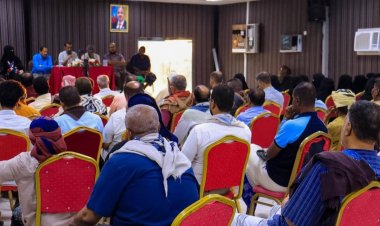 باتيس يعقد اجتماعًا موسعًا برؤساء مراكز انتقالي المكلا ويؤكد وحدة الصف والحشد لمليونية الاثنين القادم