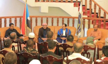 رئيس الجمعية الوطنية يستقبل مشايخ ووجهاء مديرية ساه