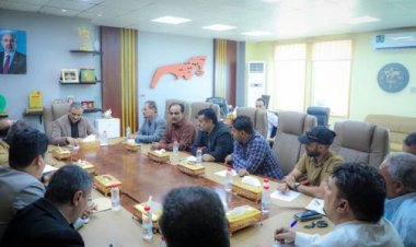 محافظ عدن يوجه بتكثيف العمل الميداني لتعزيز الرقابة