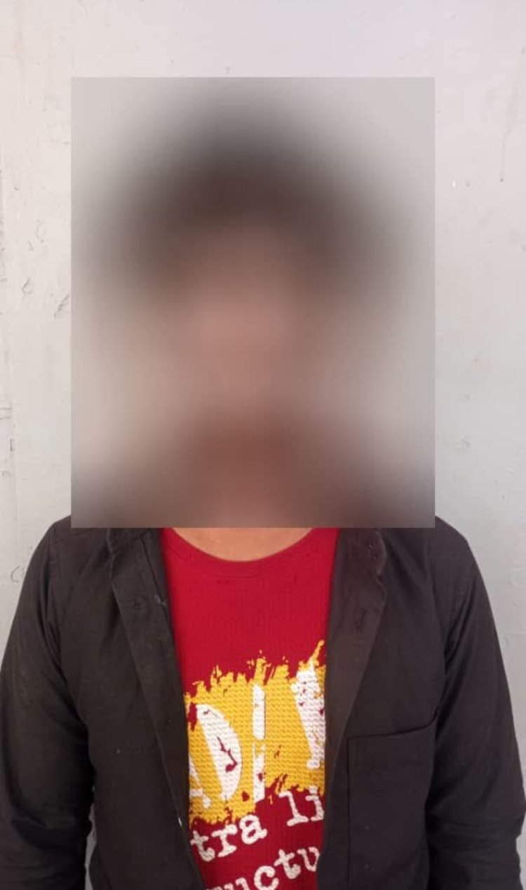 شرطة الدرين تضبط متهمًا بسرقة مبالغ مالية من داخل محل تجاري.