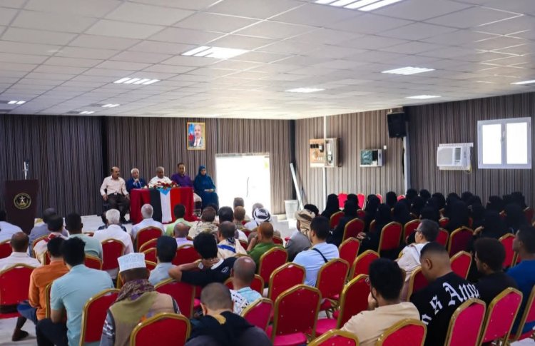 بمشاركة منسقية جامعة حضرموت..  الهيئة السياسية تعقد لقاءً موسعًا في المكلا لبحث مستجدات حضرموت