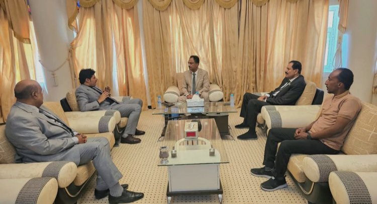 باعوم يلتقي مدير شركة النفط فرع وادي وصحراء حضرموت