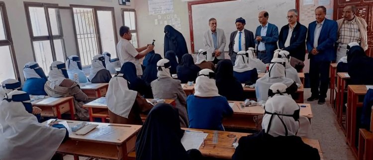 الأمين العام يدشّن اختبارات الفصل الدراسي الأول للعام ويؤكد استمرار دعم العملية التعليمية وتطوير بنيتها التحتية