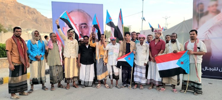 المجلس الانتقالي الجنوبي - مركز الردود ( أ ) يشارك في مخيم الاعتصام المفتوح الذي يقيمه أبناء وادي وصحراء حضرموت