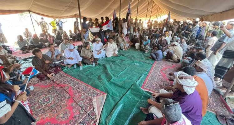 استمرار الاعتصام الشعبي المفتوح لأبناء محافظة المهرة للمطالبة بإعلان الاستقلال الثاني