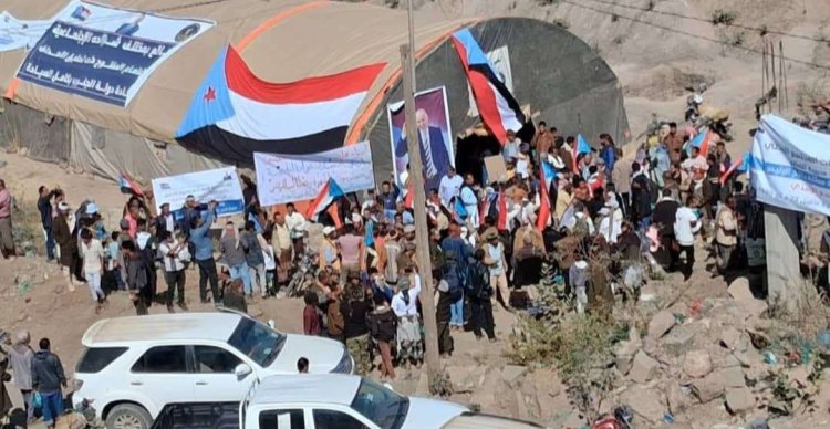 أبناء الضالع يواصلون اعتصامهم المفتوح للمطالبة بإعلان دولة الجنوب العربي