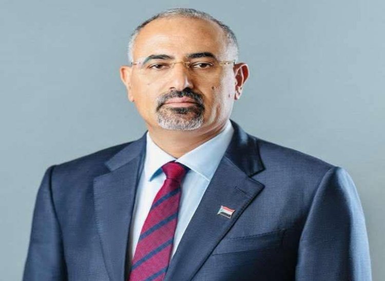 الرئيس الزُبيدي يصدر قراراً بتشكيل اللجنة التحضيرية لهيئة الإفتاء الجنوبية