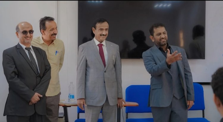 المحافظ بن الوزير يدشّن امتحانات الفصل الدراسي الأول بجامعة شبوة ويؤكد استمرار دعم التعليم العالي