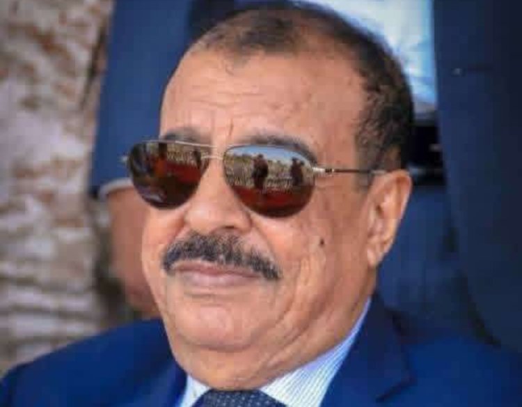 اللواء بن بريك يؤكد أن الجنوب العربي خط الدفاع الأول عن العروبة