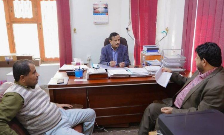 محافظ شبوة يعلن حزمة مشاريع في قطاع مياه الريف