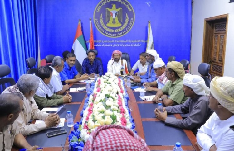 الكثيري يلتقي شباب آل بشر نهد بمديرية حوره ووادي العين