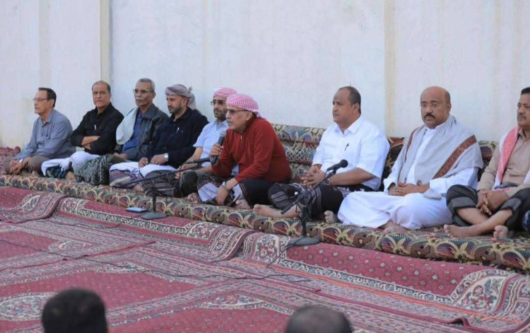 الكثيري يعقد لقاءً مع الإعلاميين والصحفيين وناشطي مواقع التواصل الاجتماعي بوادي حضرموت