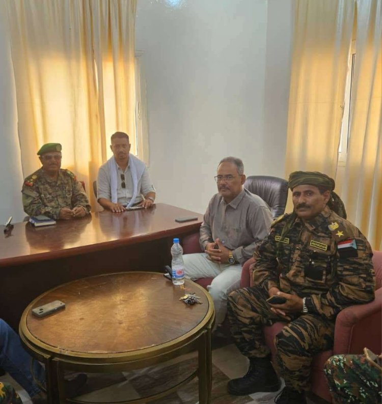 فريق التوجيه والرقابة الرئاسي يلتقي قيادة القوات الخاصة في مديرية حديبو