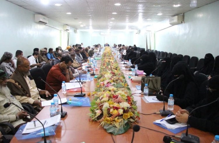 تربية ساحل حضرموت تختتم سلسلة الورشة التدريبية لشعبة التدريب والتأهيل لعام 2025م بورشة (القيم التربوية)