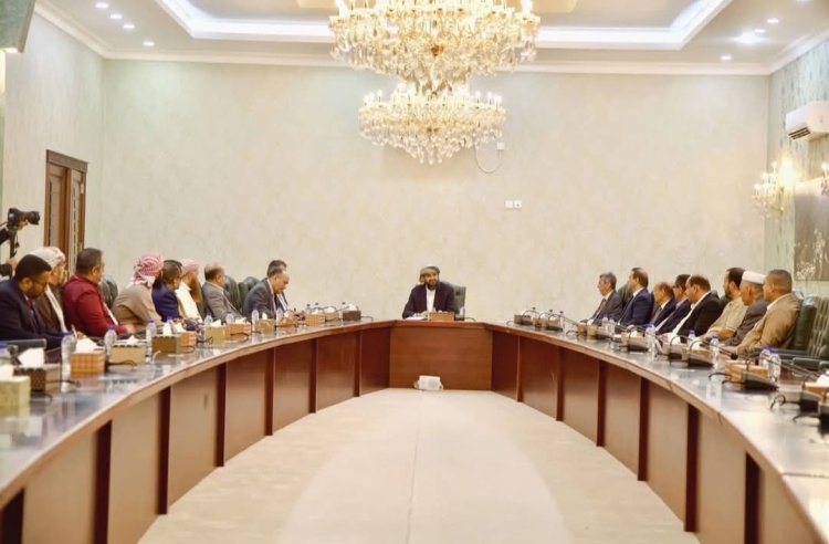 المحرّمي يؤكد أهمية الشراكة مع القطاع الخاص لتعزيز الاقتصاد وضمان استقرار الأسواق