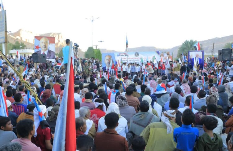 بحضور قيادات المجلس الانتقالي... شباب الغضب ينظمون مسيرة جماهيرية حاشدة بسيئون تأكيدًا على التمسك بإعلان الدولة الجنوبية