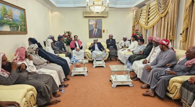 رئيس الجمعية الوطنية يستقبل وفد قبائل المناهيل من مديرية السوم