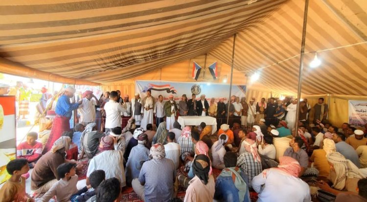 الكثيري يلتقي وجهاء وأعيان مديرية رخية