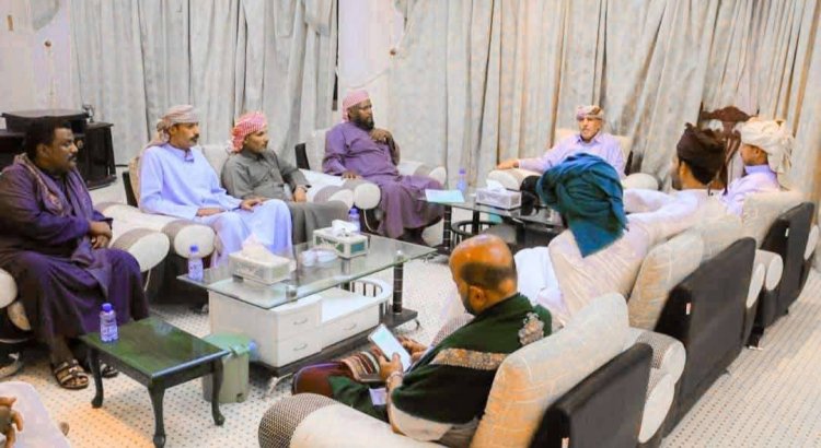 رئيس الجمعية الوطنية يستقبل وفدا من آل عبدات وآل كده بسيئون