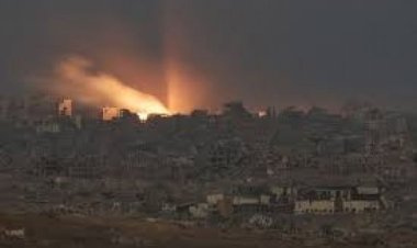 غارات الاحتلال تستهدف المناطق الشرقية لمدينتي غزة وخان يونس