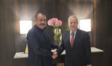 اللواء بن بريك يلتقي مستشار رئيس مجلس القيادة الرئاسي عبد العزيز المفلحي في الرياض