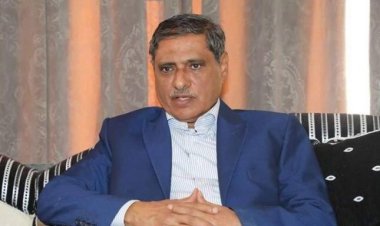 البحسني ينفي منع الإمارات سفره إلى الرياض ويعزو غيابه عن مجلس القيادة إلى ظروف صحية