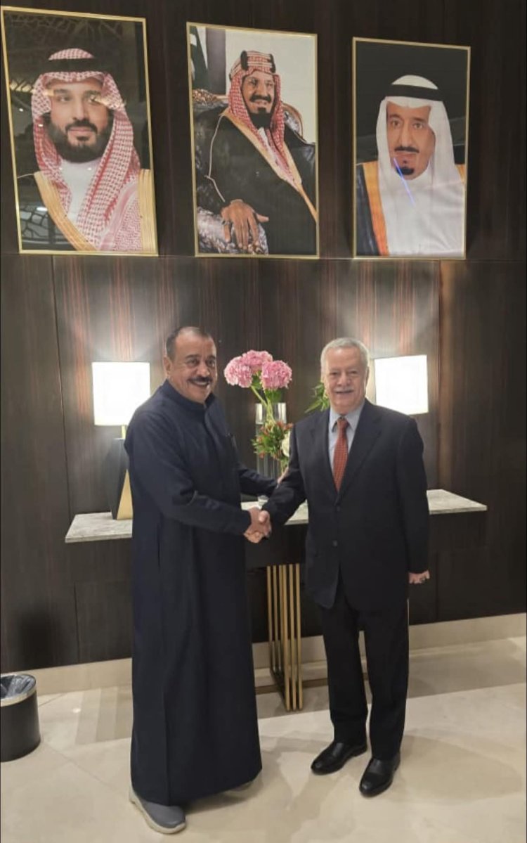 اللواء بن بريك يلتقي مستشار رئيس مجلس القيادة الرئاسي عبد العزيز المفلحي في الرياض