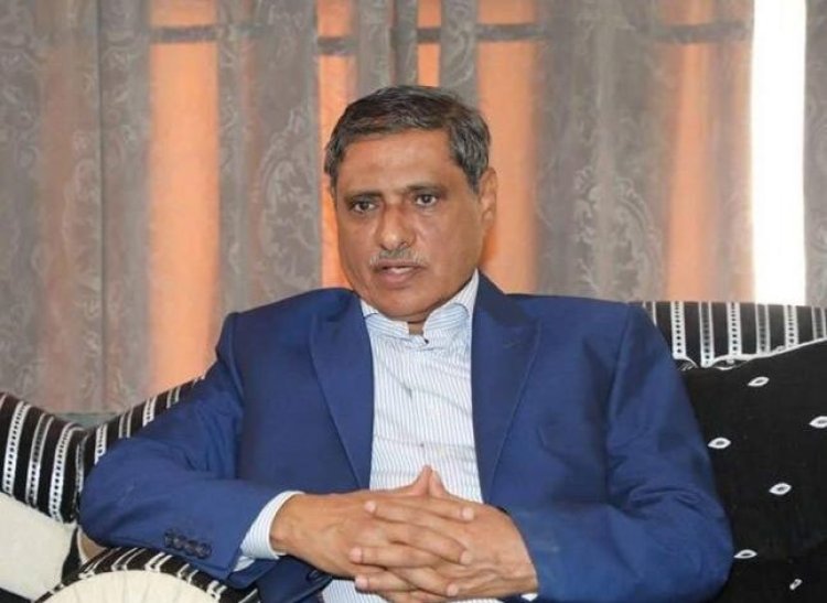 البحسني ينفي منع الإمارات سفره إلى الرياض ويعزو غيابه عن مجلس القيادة إلى ظروف صحية