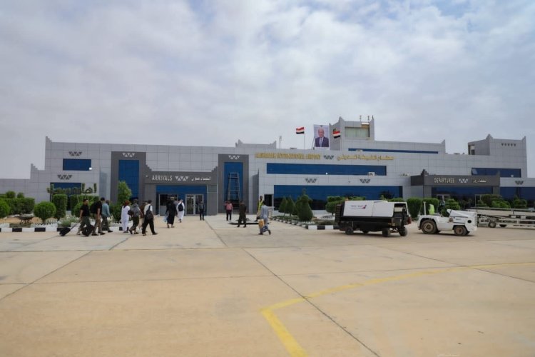 استئناف رحلات الخطوط الجوية اليمنية لنقل العالقين عبر مطار الغيضة الدولي