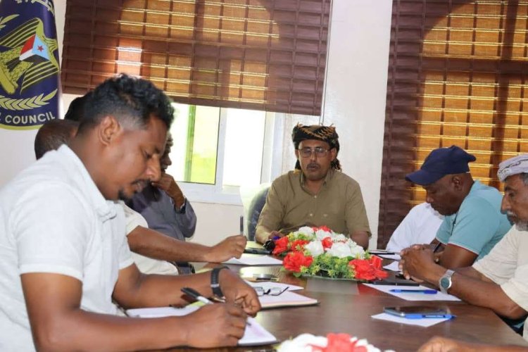 تنفيذية انتقالي سقطرى تجدد تفويضها للرئيس الزُبيدي وتعلن تأييدها لمسيرة الوفاء للإمارات